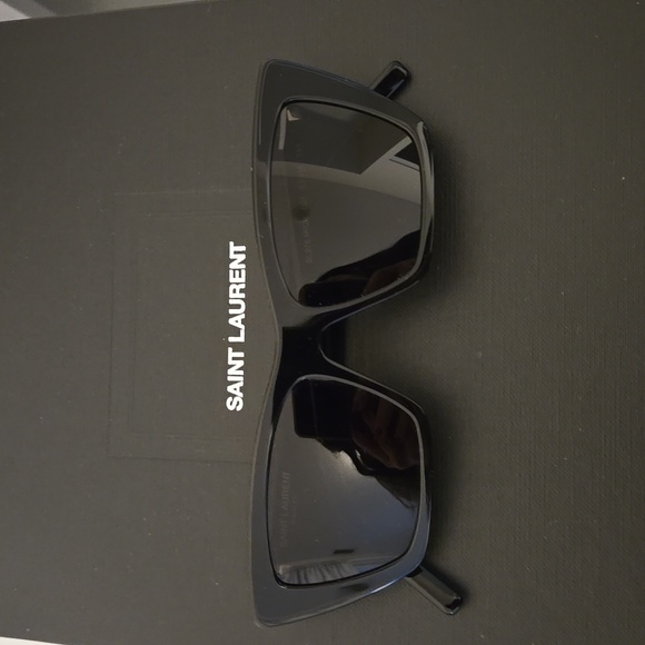 YSL Mica Sunglasses - Picture 4 of 6